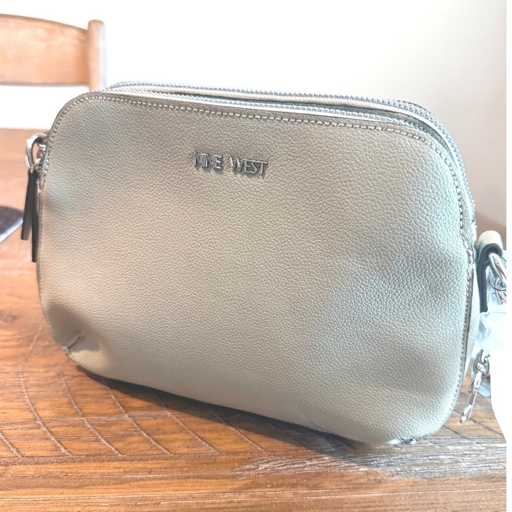 NEW Nine West Cibrina Mini Crossbody Bag Celadon Green Pebbled Fesitval Small
